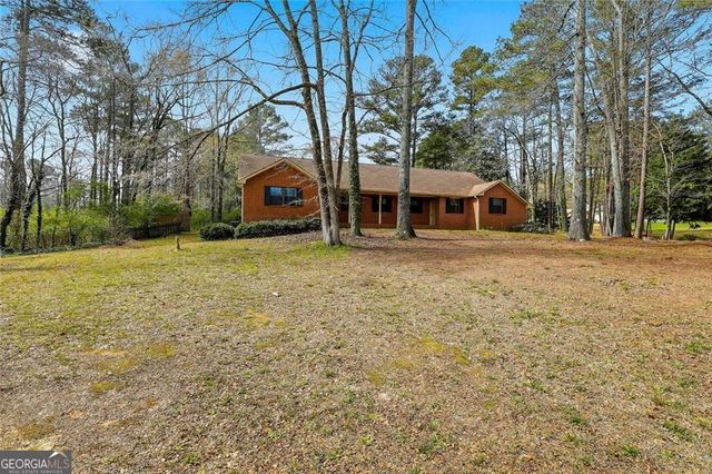 195 Deer Forest Trail, Fayetteville, GA 30214