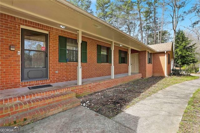 195 Deer Forest Trail, Fayetteville, GA 30214