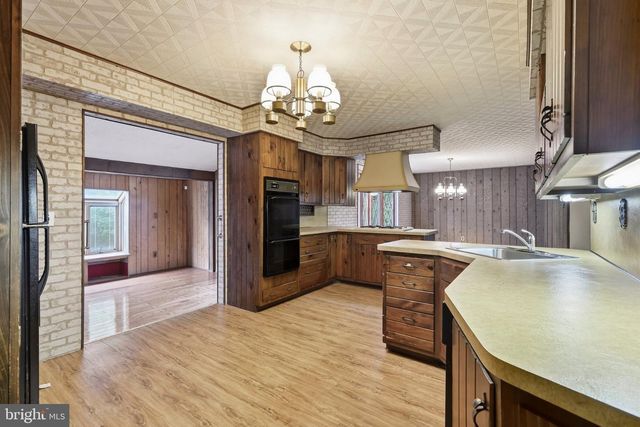 228 MIMOSA DR, Cherry Hill, NJ 08003
