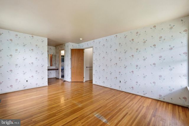 228 MIMOSA DR, Cherry Hill, NJ 08003