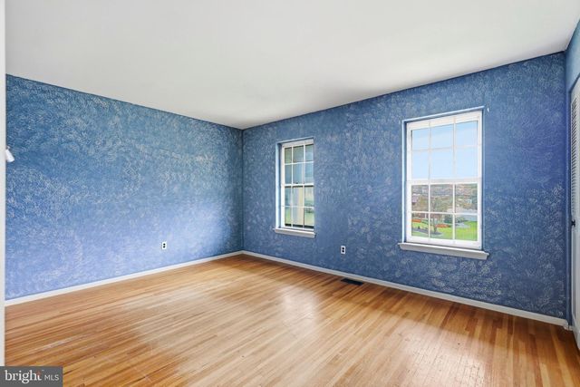 228 MIMOSA DR, Cherry Hill, NJ 08003