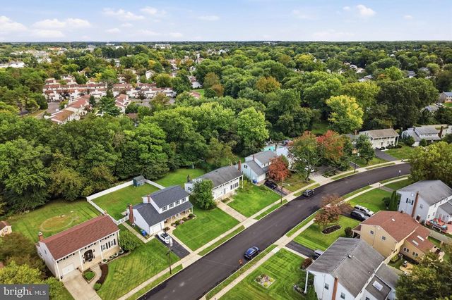 228 MIMOSA DR, Cherry Hill, NJ 08003