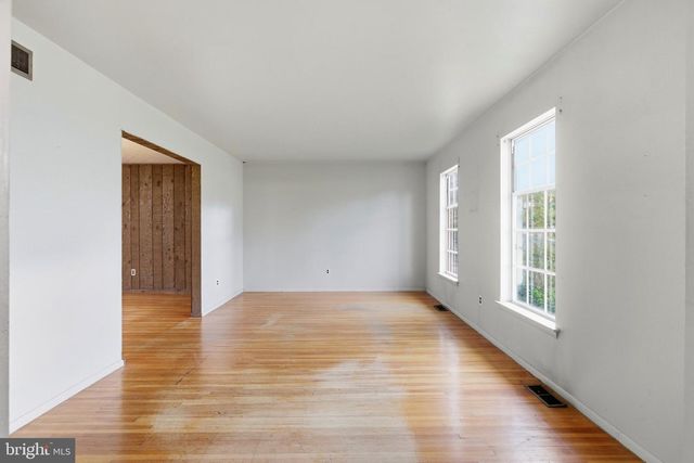 228 MIMOSA DR, Cherry Hill, NJ 08003
