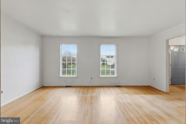 228 MIMOSA DR, Cherry Hill, NJ 08003