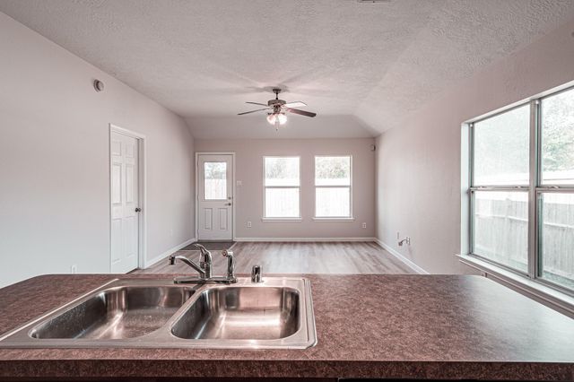 6227 Lovage Avenue, Crosby, TX 77532