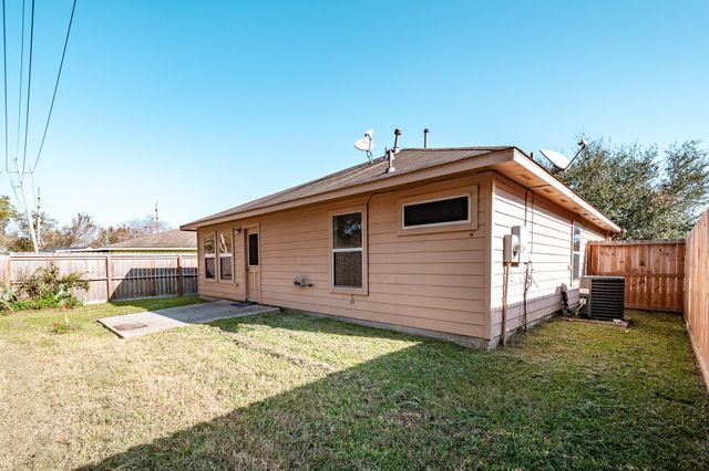 6227 Lovage Avenue, Crosby, TX 77532