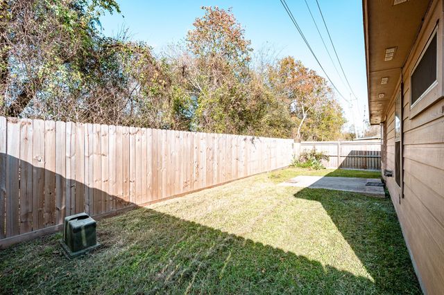 6227 Lovage Avenue, Crosby, TX 77532