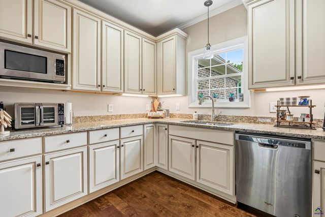 113 Oakwood Drive, Forsyth, GA 31029