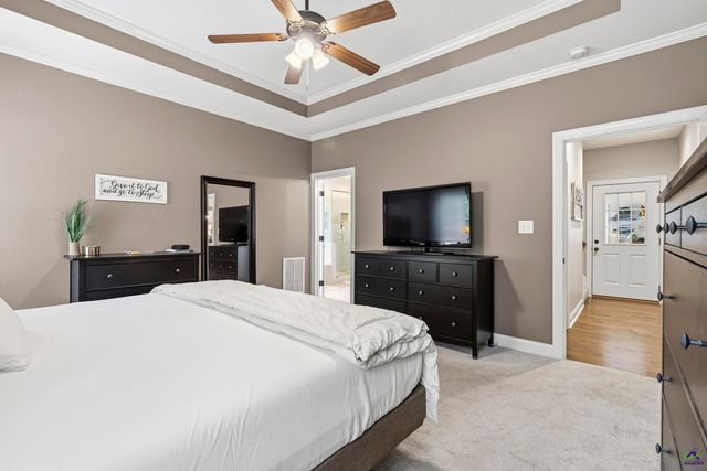 113 Oakwood Drive, Forsyth, GA 31029