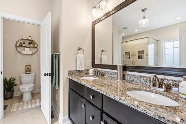 113 Oakwood Drive, Forsyth, GA 31029