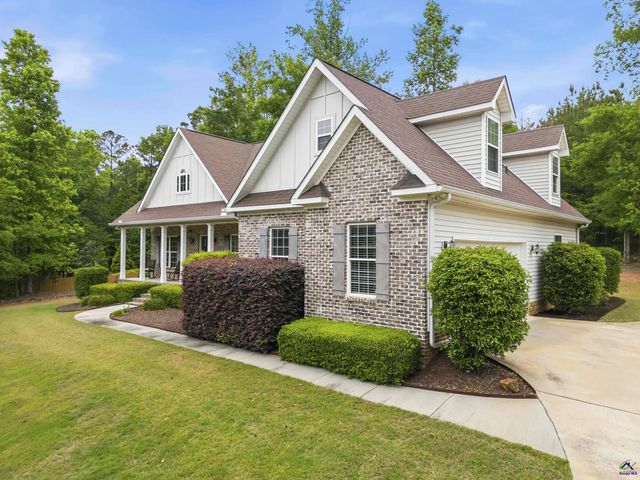 113 Oakwood Drive, Forsyth, GA 31029
