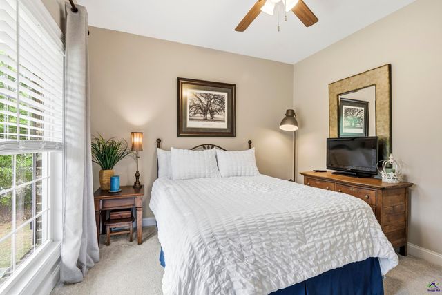 113 Oakwood Drive, Forsyth, GA 31029