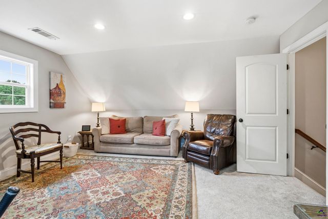 113 Oakwood Drive, Forsyth, GA 31029