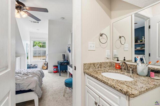 113 Oakwood Drive, Forsyth, GA 31029