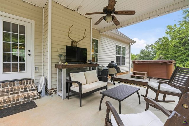 113 Oakwood Drive, Forsyth, GA 31029