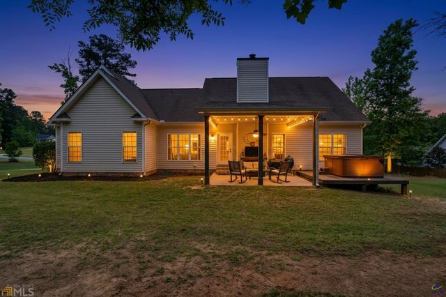 113 Oakwood Drive, Forsyth, GA 31029