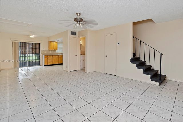 5415 NW 27th St A1, Lauderhill, FL 33313