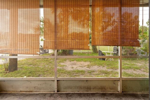 5415 NW 27th St A1, Lauderhill, FL 33313