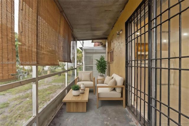 5415 NW 27th St A1, Lauderhill, FL 33313