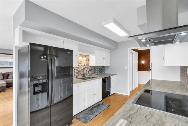 609 E Sunnycrest Court, Urbana, IL 61801