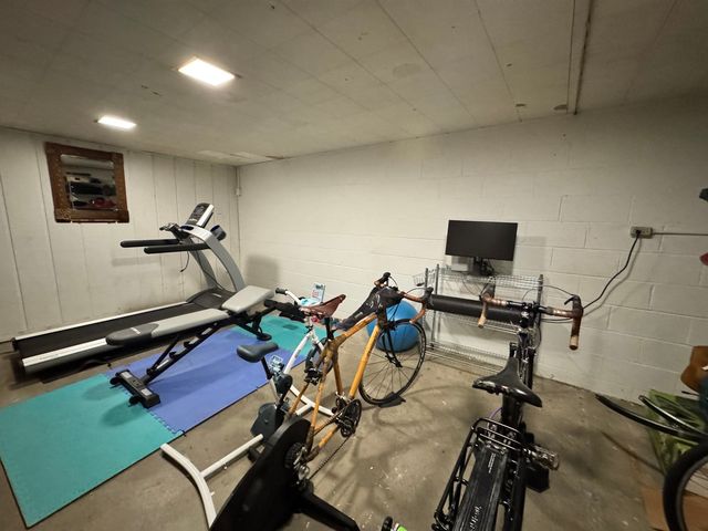 609 E Sunnycrest Court, Urbana, IL 61801