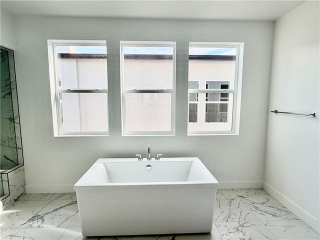 101 Chapman, Lake Forest, CA 92630