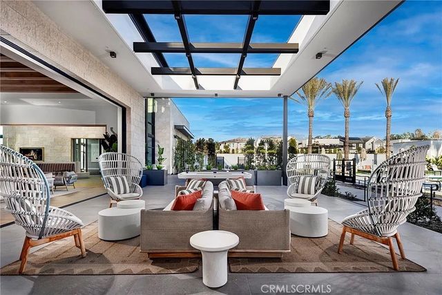 101 Chapman, Lake Forest, CA 92630