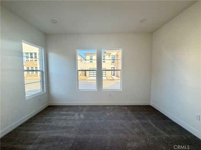 101 Chapman, Lake Forest, CA 92630