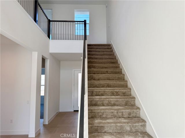 101 Chapman, Lake Forest, CA 92630