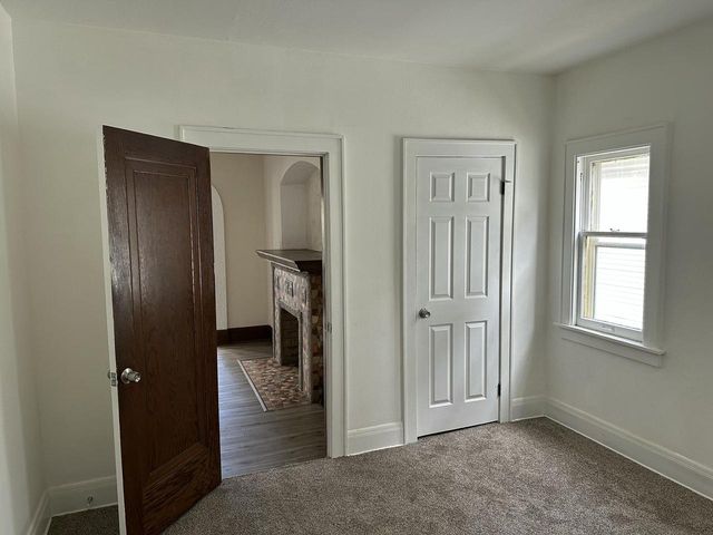 3916 N 24th PLACE, Milwaukee, WI 53206