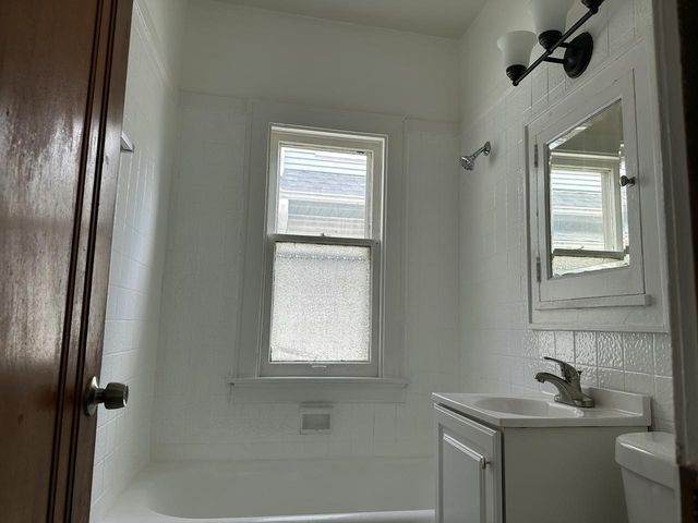 3916 N 24th PLACE, Milwaukee, WI 53206