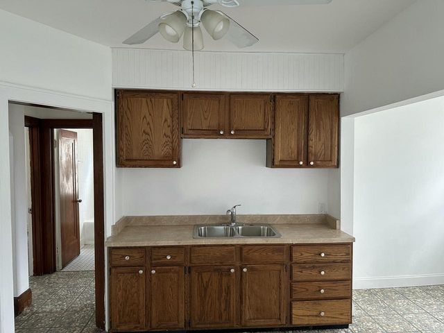 3916 N 24th PLACE, Milwaukee, WI 53206