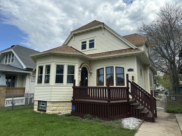 3916 N 24th PLACE, Milwaukee, WI 53206
