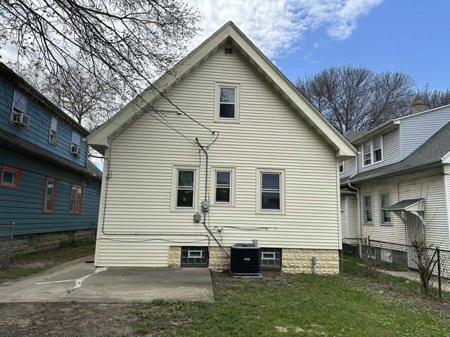 3916 N 24th PLACE, Milwaukee, WI 53206