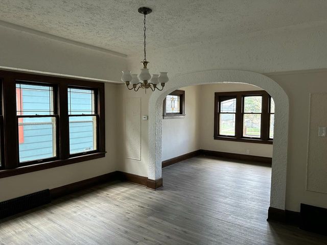 3916 N 24th PLACE, Milwaukee, WI 53206