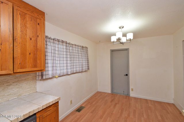 8700 Aquifer Way, Reno, NV 89506