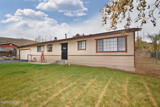 8700 Aquifer Way, Reno, NV 89506