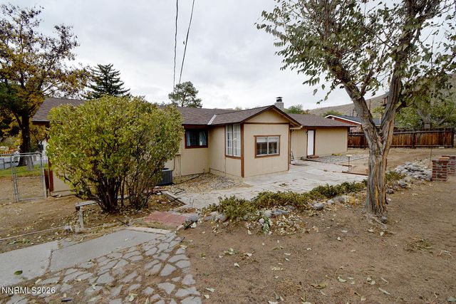 8700 Aquifer Way, Reno, NV 89506