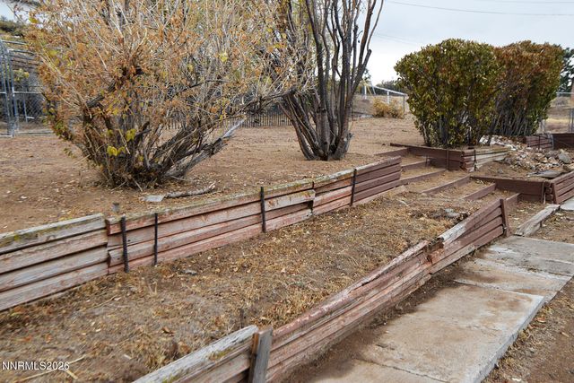 8700 Aquifer Way, Reno, NV 89506