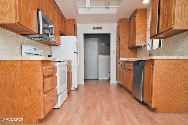 8700 Aquifer Way, Reno, NV 89506
