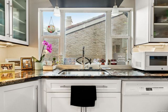 11609 Cap Rock St, San Antonio, TX 78230