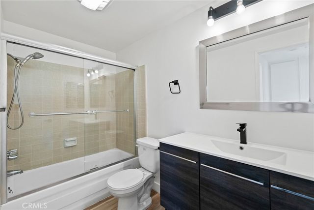 1133 N Clark Street, West Hollywood, CA 90069