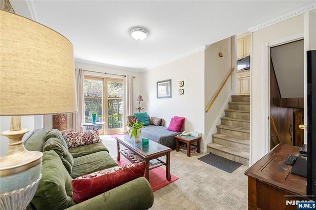 1150 Roosevelt Avenue, New Milford, NJ 07646