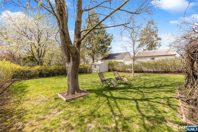 1150 Roosevelt Avenue, New Milford, NJ 07646