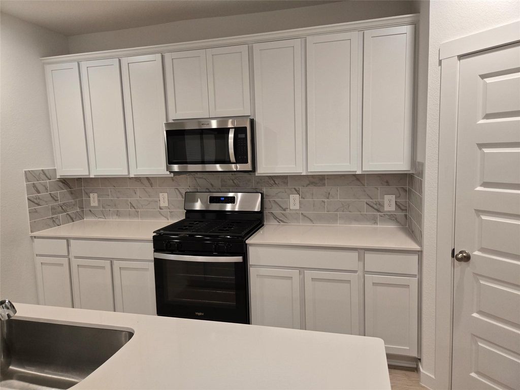 31710 Carlisle Cv Court, Fulshear, TX 77441