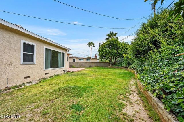 26015 Crest Road, Torrance, CA 90505