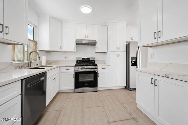26015 Crest Road, Torrance, CA 90505