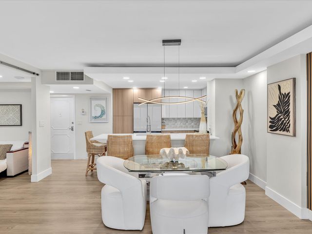 1150 Hillsboro Mile 911, Hillsboro Beach, FL 33062