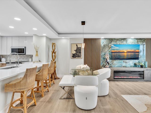 1150 Hillsboro Mile 911, Hillsboro Beach, FL 33062