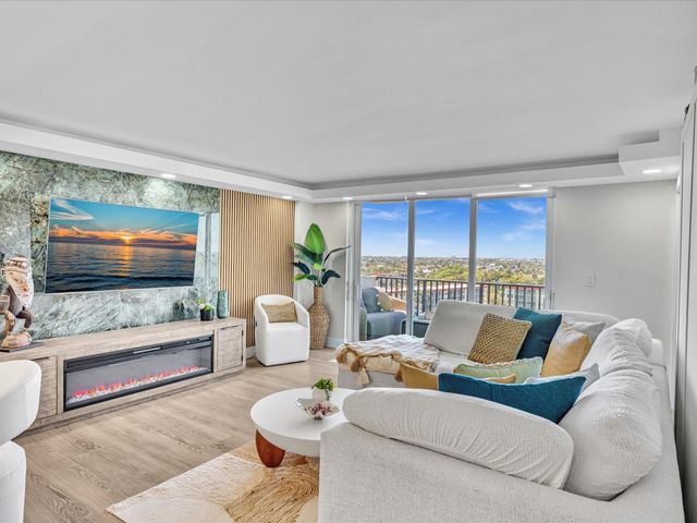 1150 Hillsboro Mile 911, Hillsboro Beach, FL 33062